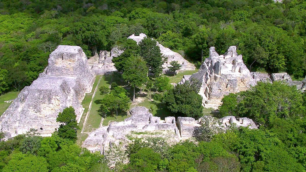 zona arqueologica de becan 0